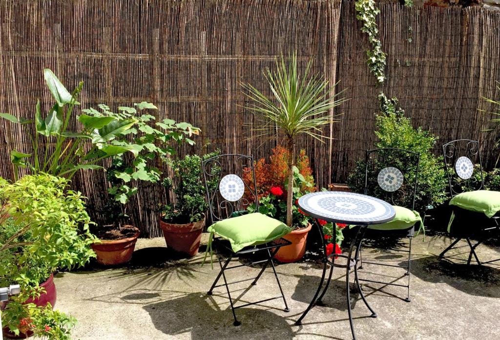 Baggot Court Townhouse - Resim 25