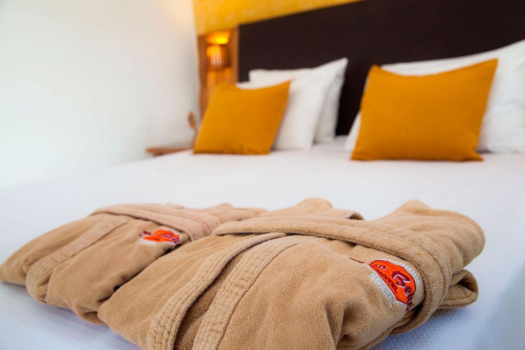  Duro Beach Hotel