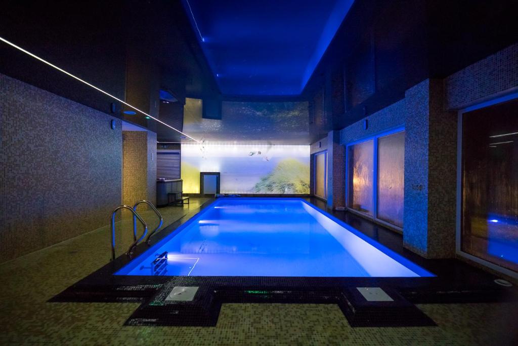 Bazén v ubytování WYDMA Resort Medi & SPA - Normobaria nebo v jeho okolí