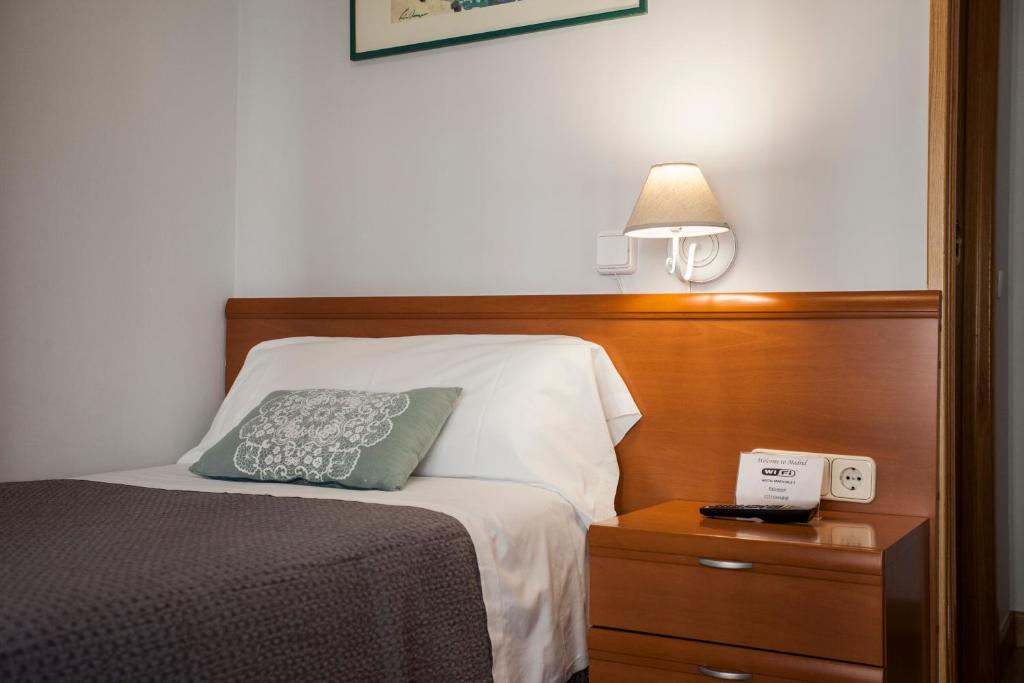 Hostal Santa Cruz - 1