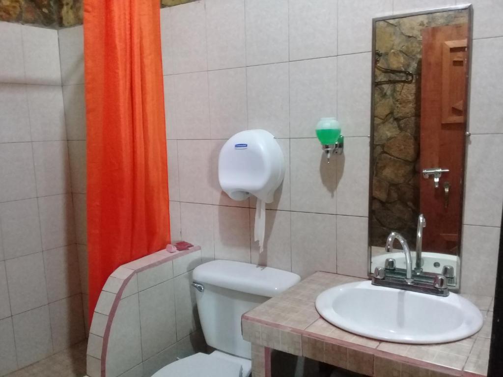hostal Eco-Lodge La Chiponga - Double Room With Private Bathroom