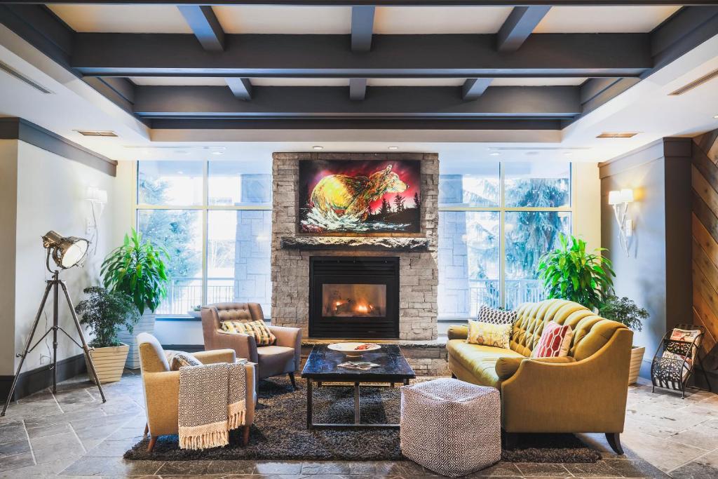 Summit Lodge Boutique Hotel Whistler 