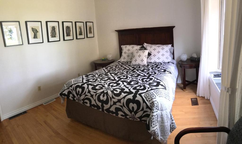 Postel nebo postele na pokoji v ubytování Vineyard Villa