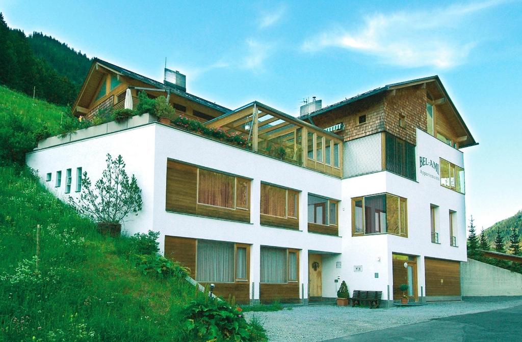 Budova, kde se apartmán nachází