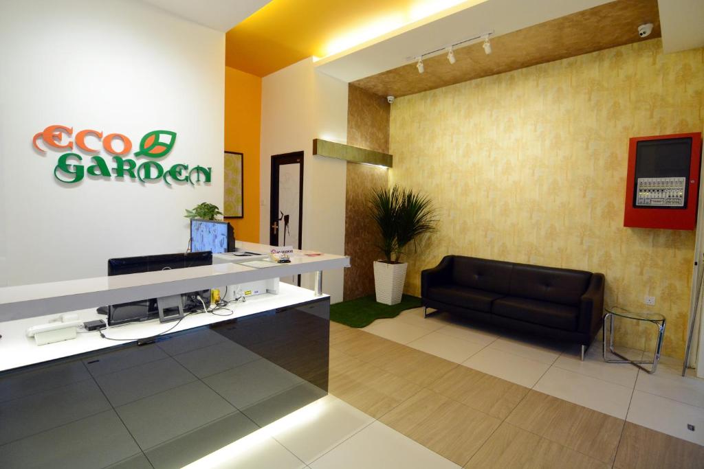Posezení v ubytování Eco Garden Hotel