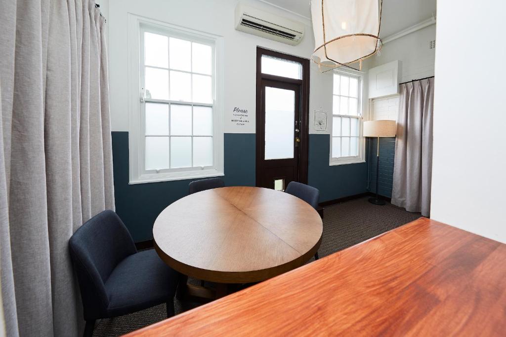 Bridgeview Hotel Willoughby - Resim 26