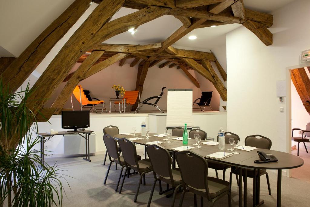 Fotografie z fotogalerie ubytování Hotel l'Orée Des Vignes v destinaci Gilly-lès-Cîteaux