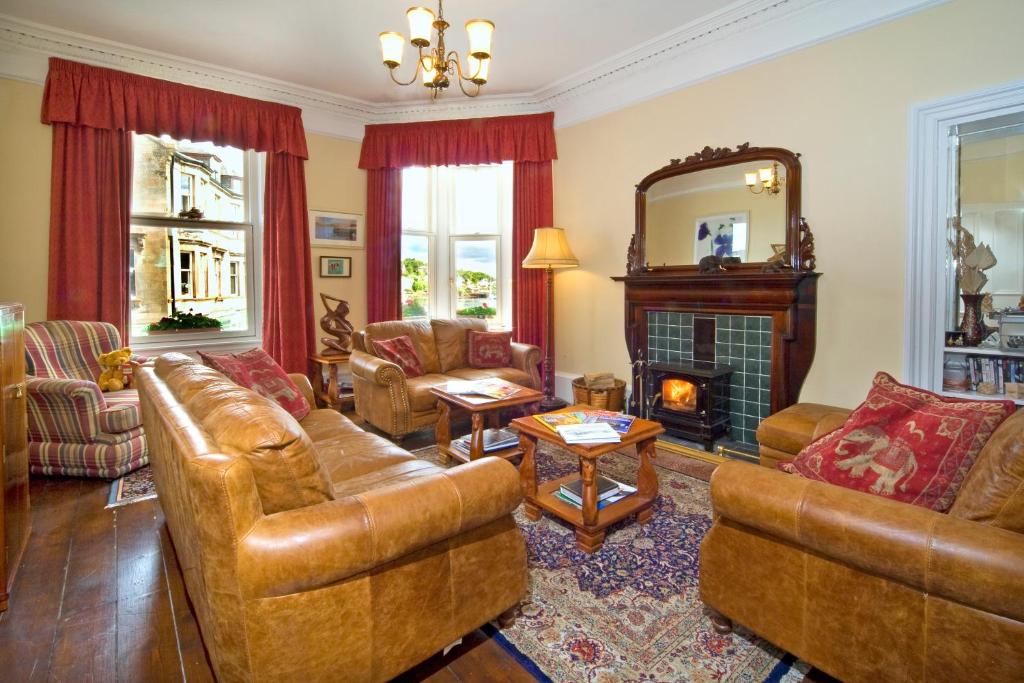 Posezení v ubytování Knap Guest House