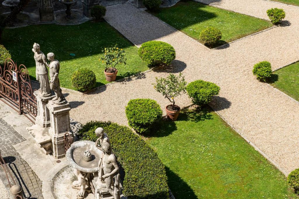 Hotel Vilòn - Small Luxury Hotels of the World - Resim 13