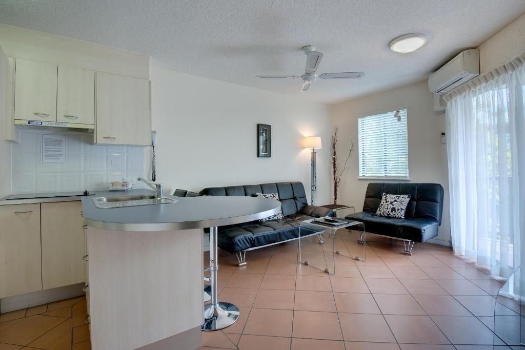 Η κουζίνα ή μικρή κουζίνα στο Nautilus Resort Mooloolaba