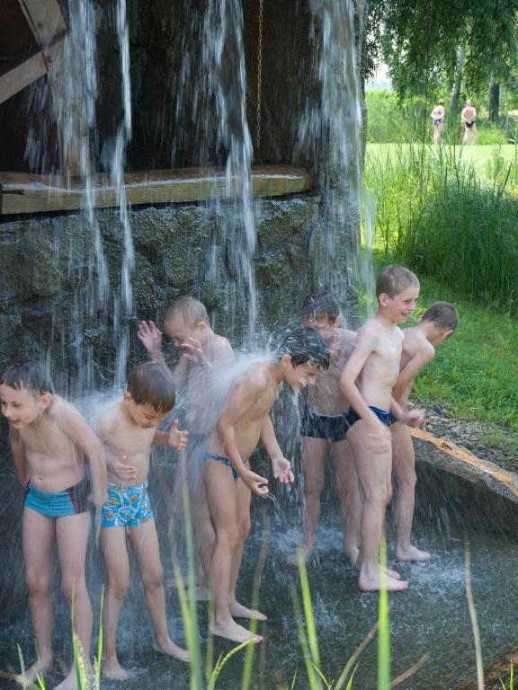 Hosté ubytování Lipót Termál Camping