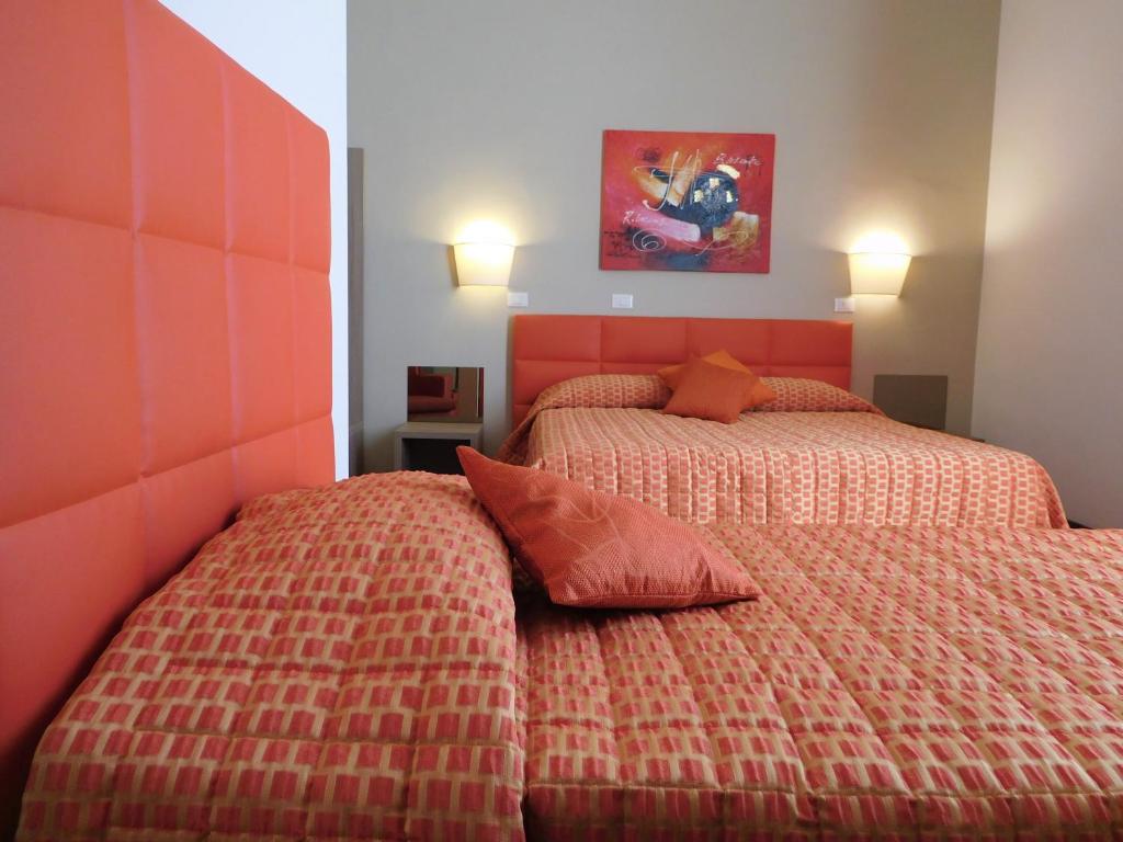 Hotel Etnea Royal Suites - Resim 17