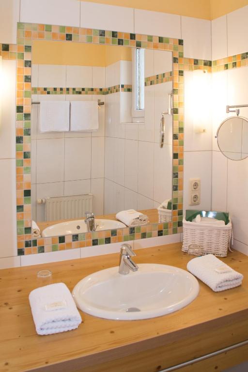 Koupelna v ubytování Hotel Garni Landhaus Florian