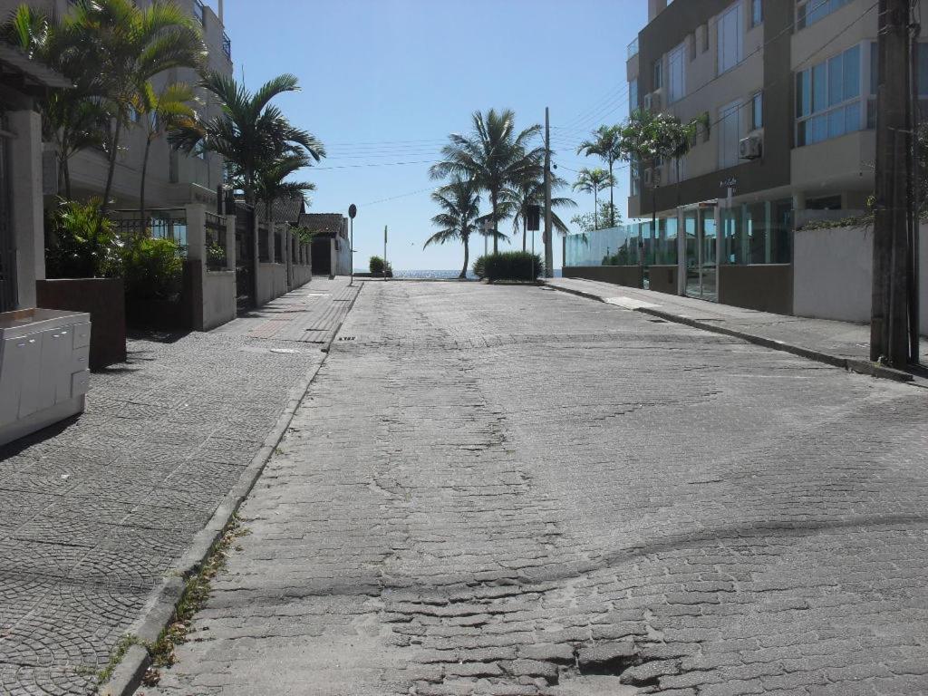  Apto 1 Quarto 50m da praia