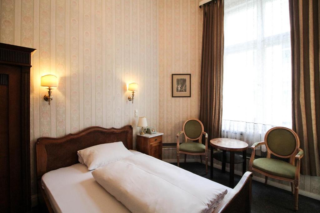 Hotel-Pension Funk am Kurfürstendamm - Resim 39