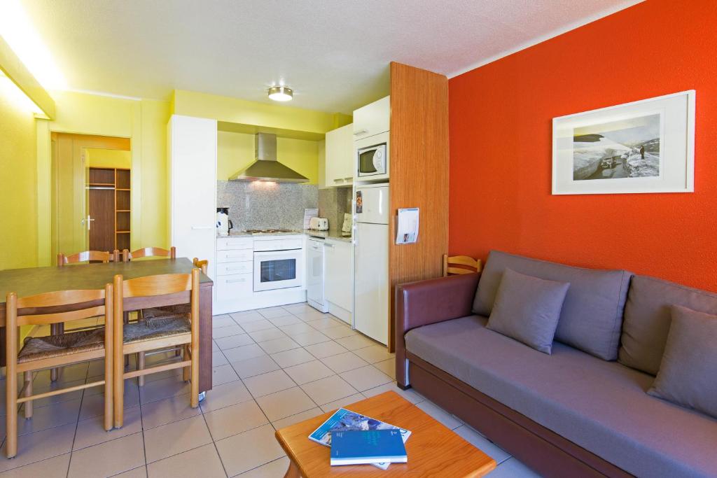 Kuchyň nebo kuchyňský kout v ubytování Apartaments Giberga