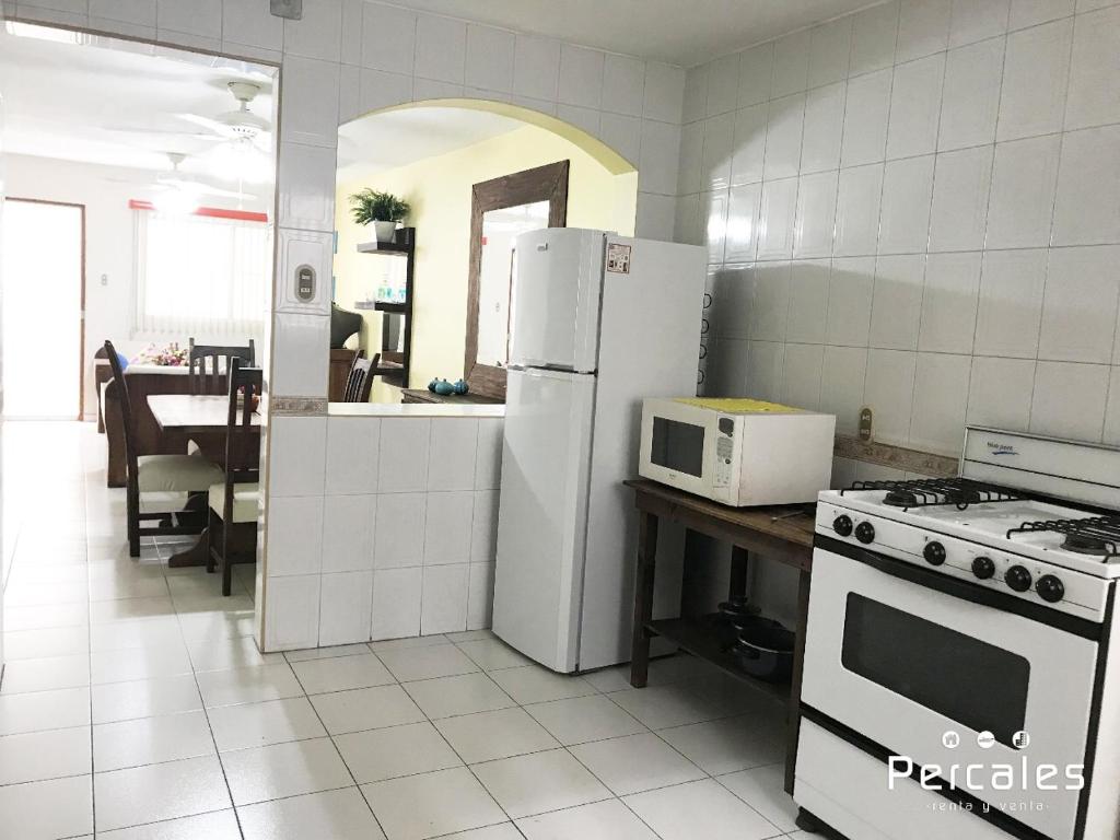 Kuchyň nebo kuchyňský kout v ubytování Inmobiliaria Percales