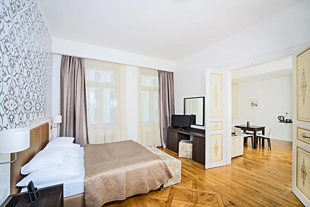 Deminka Palace - Resim 34