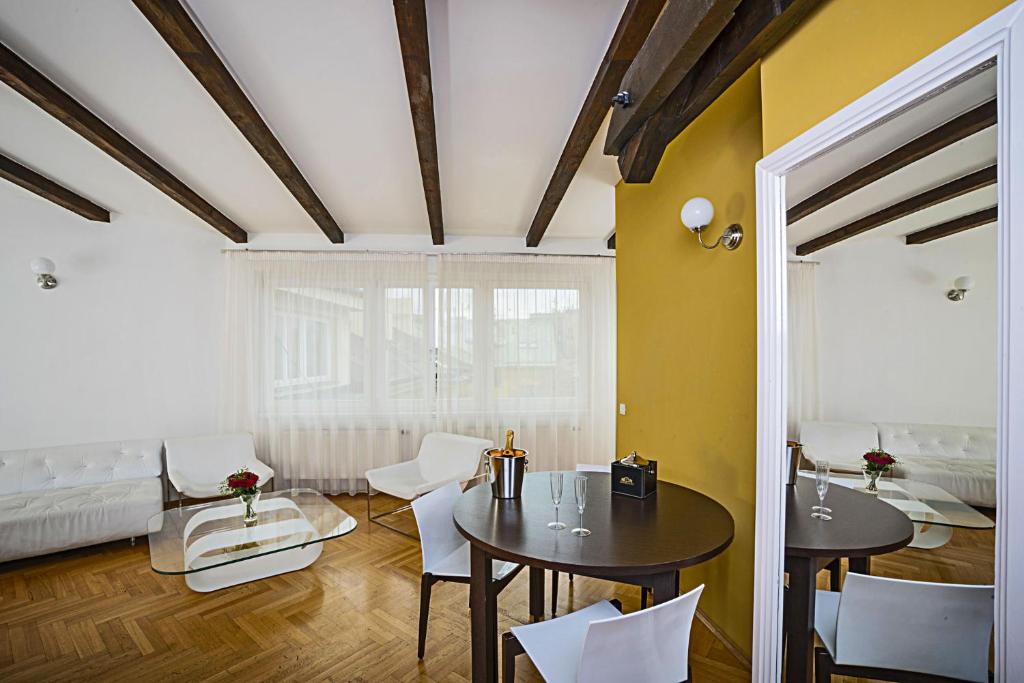 Deminka Palace - Resim 28