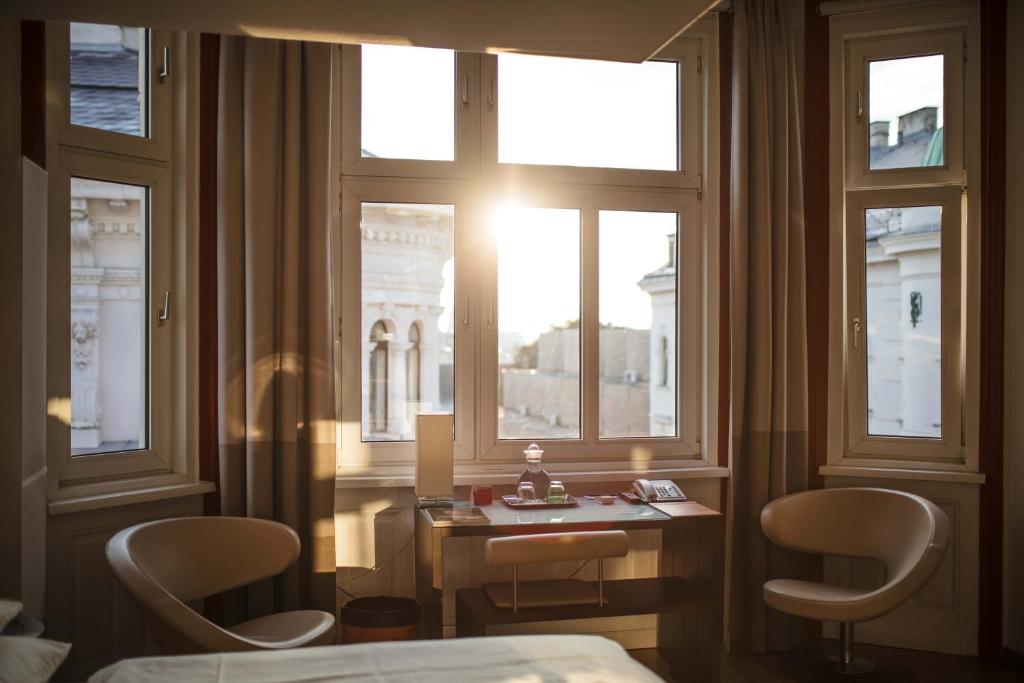 Hotel Rathaus - Wein & Design - Resim 38