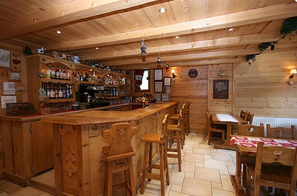 Lounge nebo bar v ubytování Le Castellan