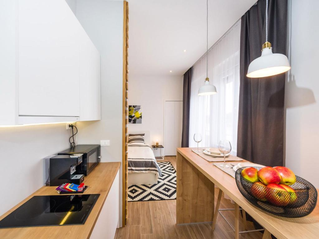 Kuchyňa alebo kuchynka v ubytovaní Apartments Withlove Zadar