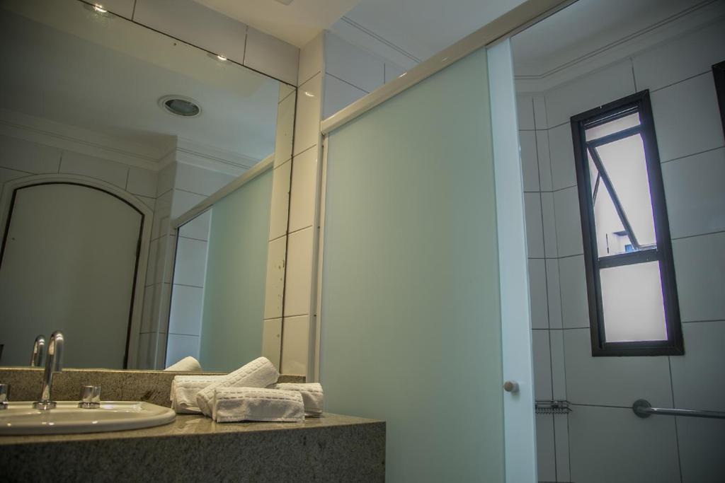  Cosmopolitan Praia Flat
