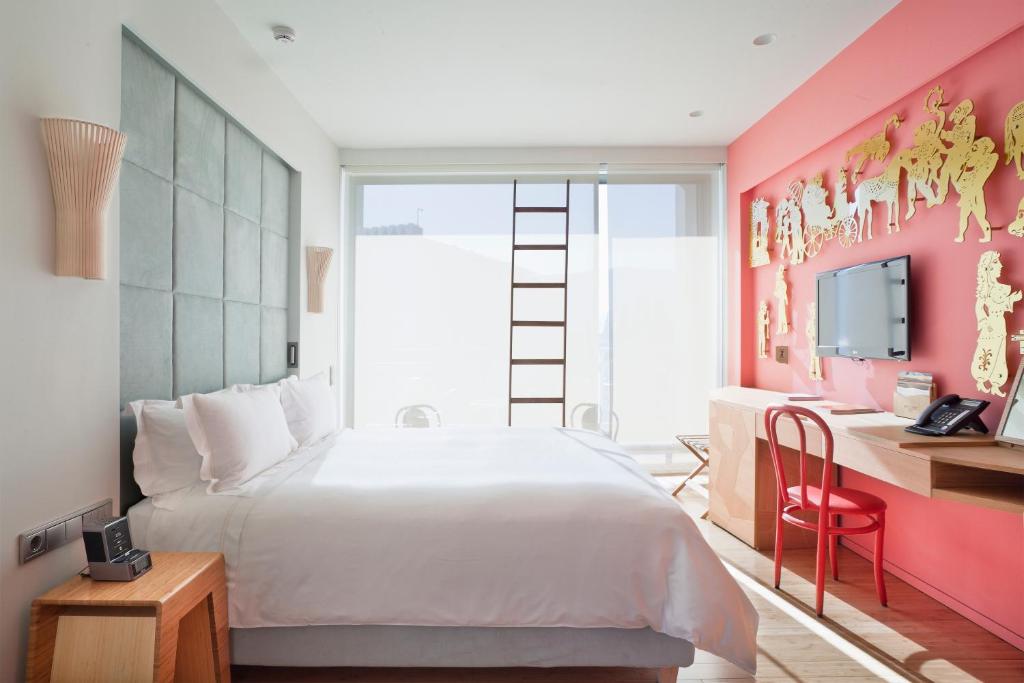 
Standard Double or Twin Room
