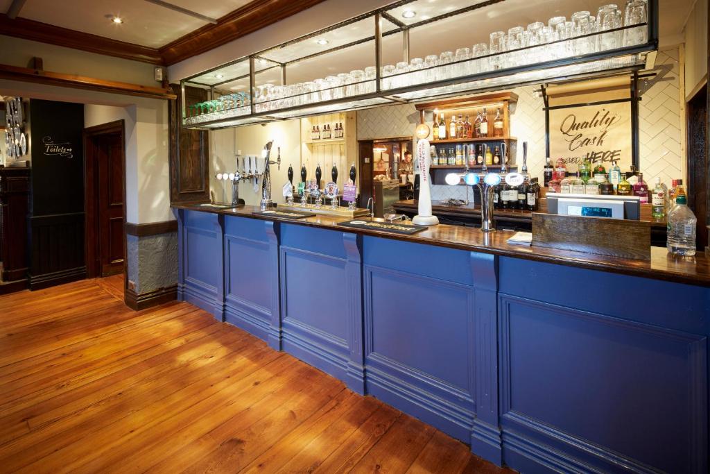 Childwall Abbey, Liverpool by Marston's Inns - Resim 17