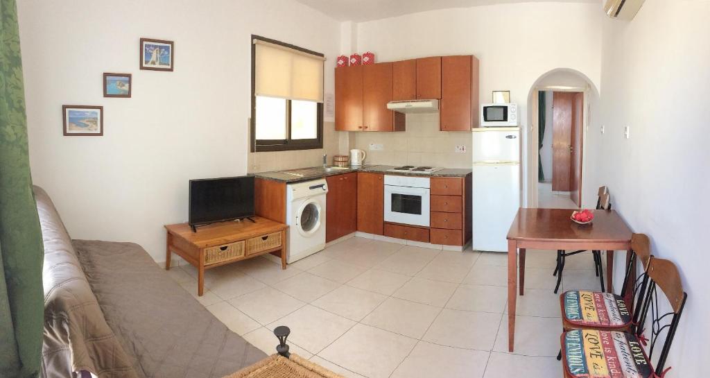 Faros Beach Apartment