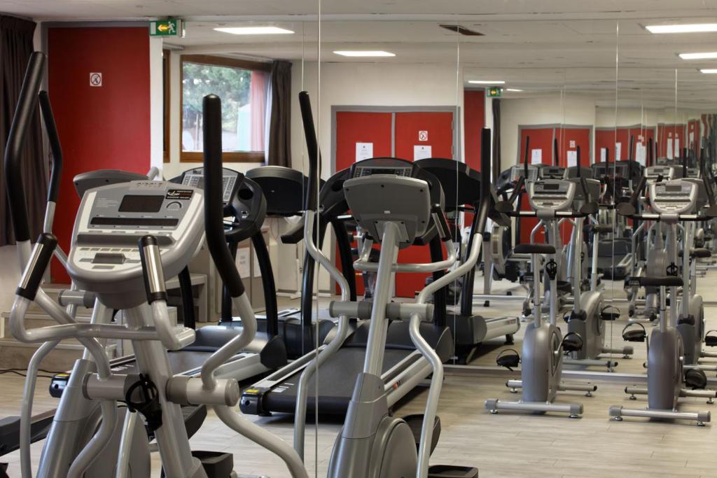 Fitness centrum a/nebo fitness zařízení v ubytování KYRIAD LYON EST - Genas Eurexpo