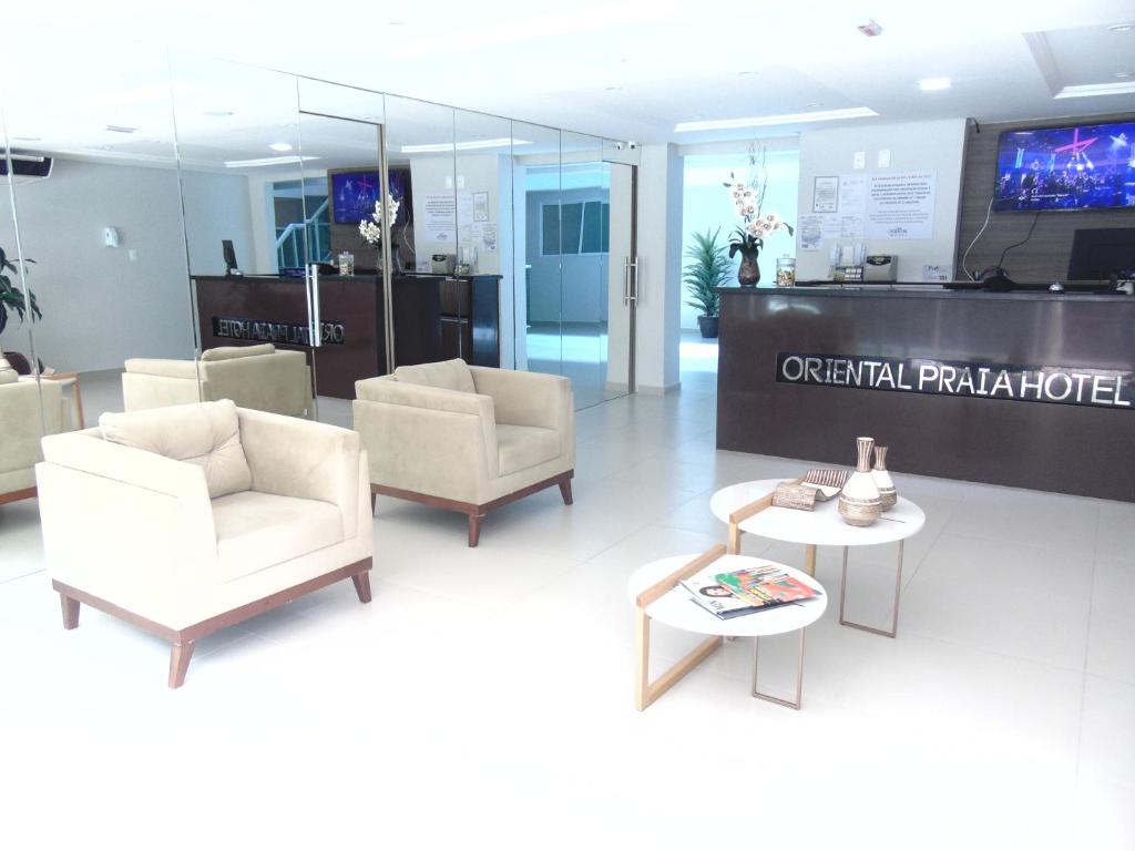  Oriental Praia Hotel