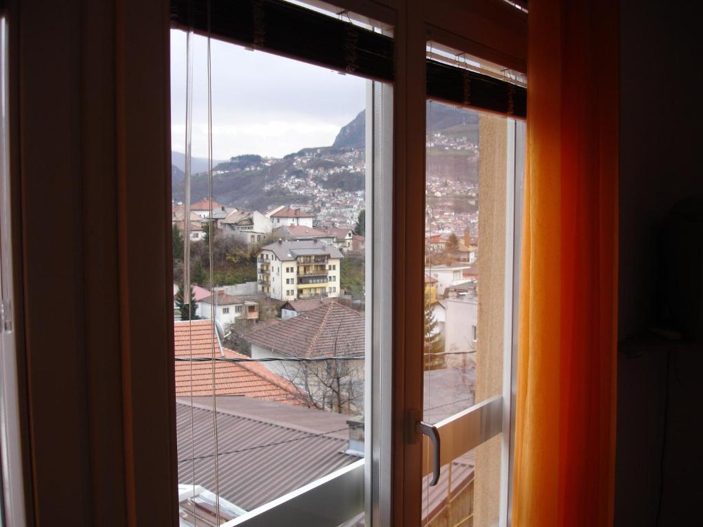 Nespecifikovaný výhled na hory nebo výhled na hory při pohledu z apartmánu