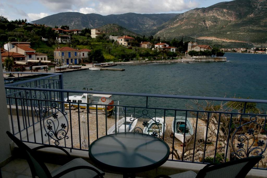 Boutique Hotel Iasmos - Suite With Terrace