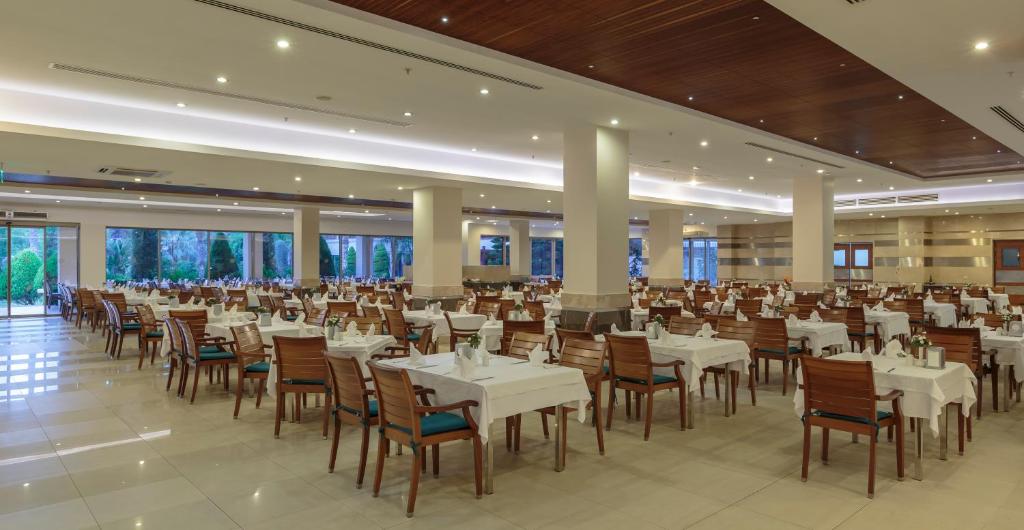 Restaurace v ubytování Sunis Elita Beach Resort Hotel & SPA