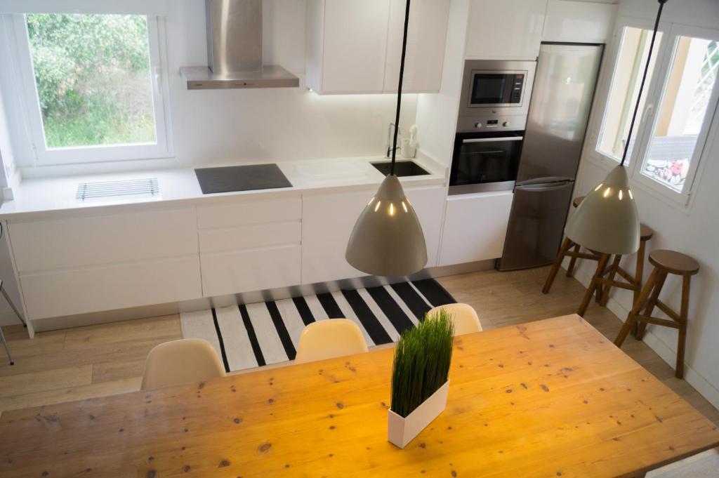 A kitchen or kitchenette at Casa Gema