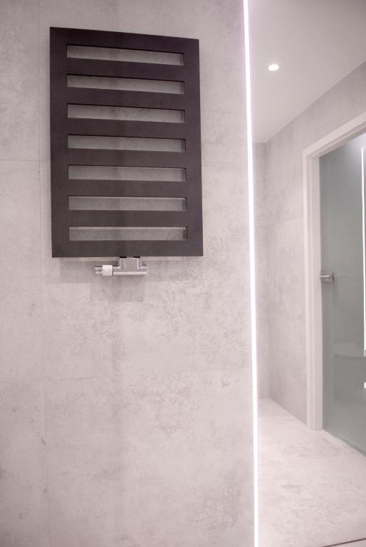 Dr Mandryk HOUSE - 9