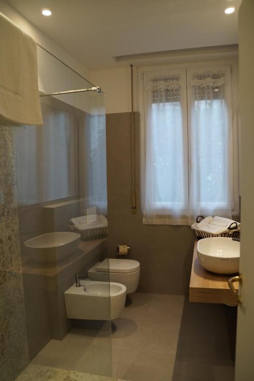 Koupelna v ubytování Casa Chiara B&B