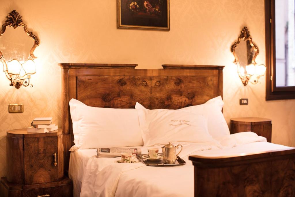 Gallery image of Hotel Flora in Venice