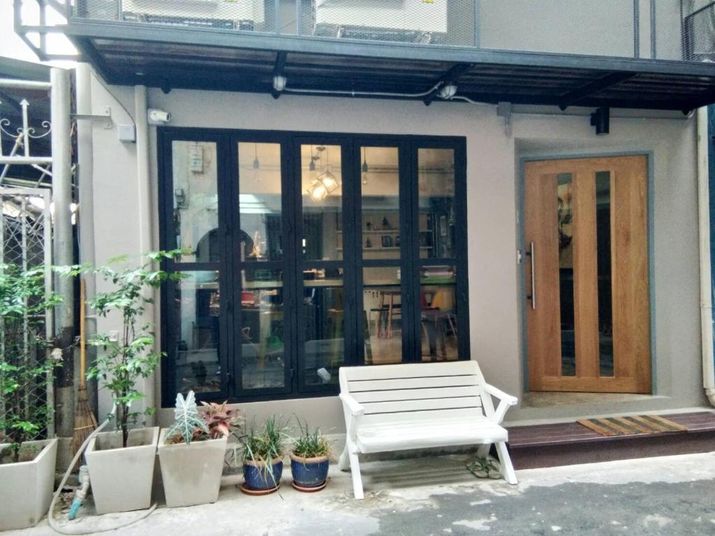 Exteriér nebo vchod ubytování The Chatbox Silom Hostel