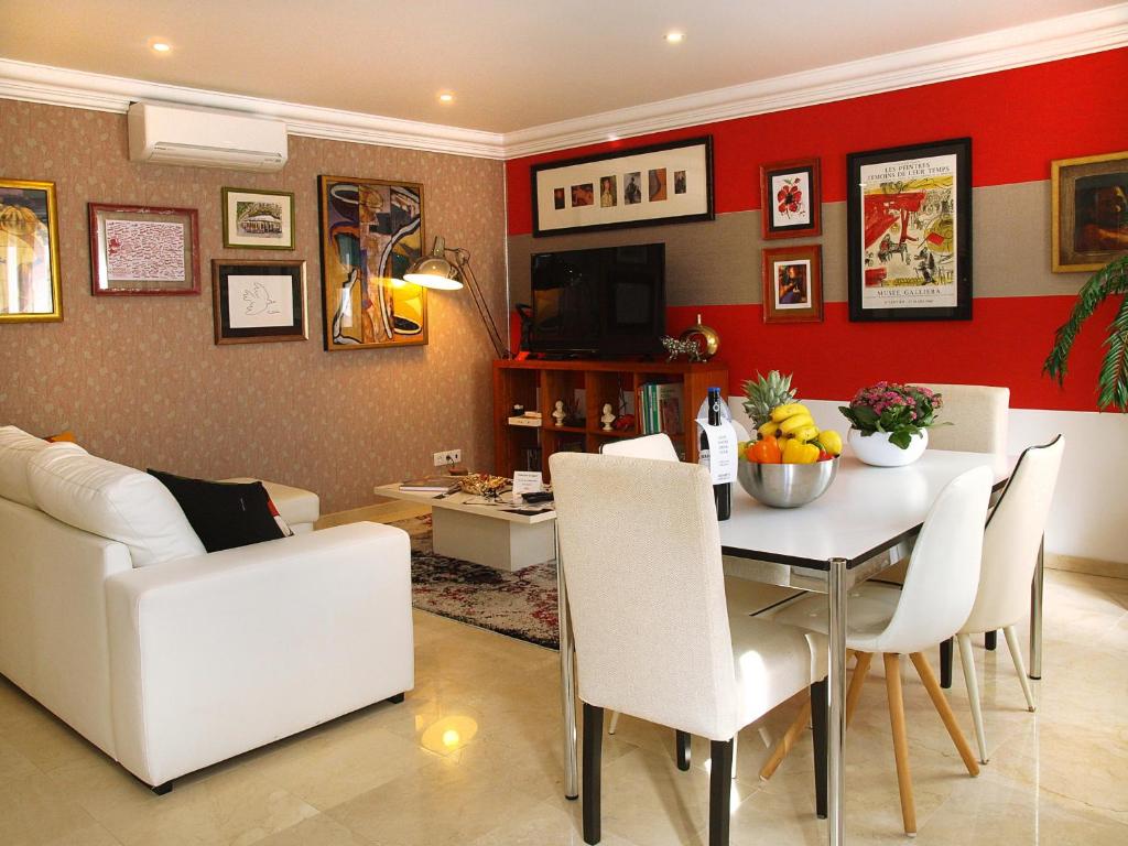 HENRI'S APARTMENTS - Pateo de Santo António - 3