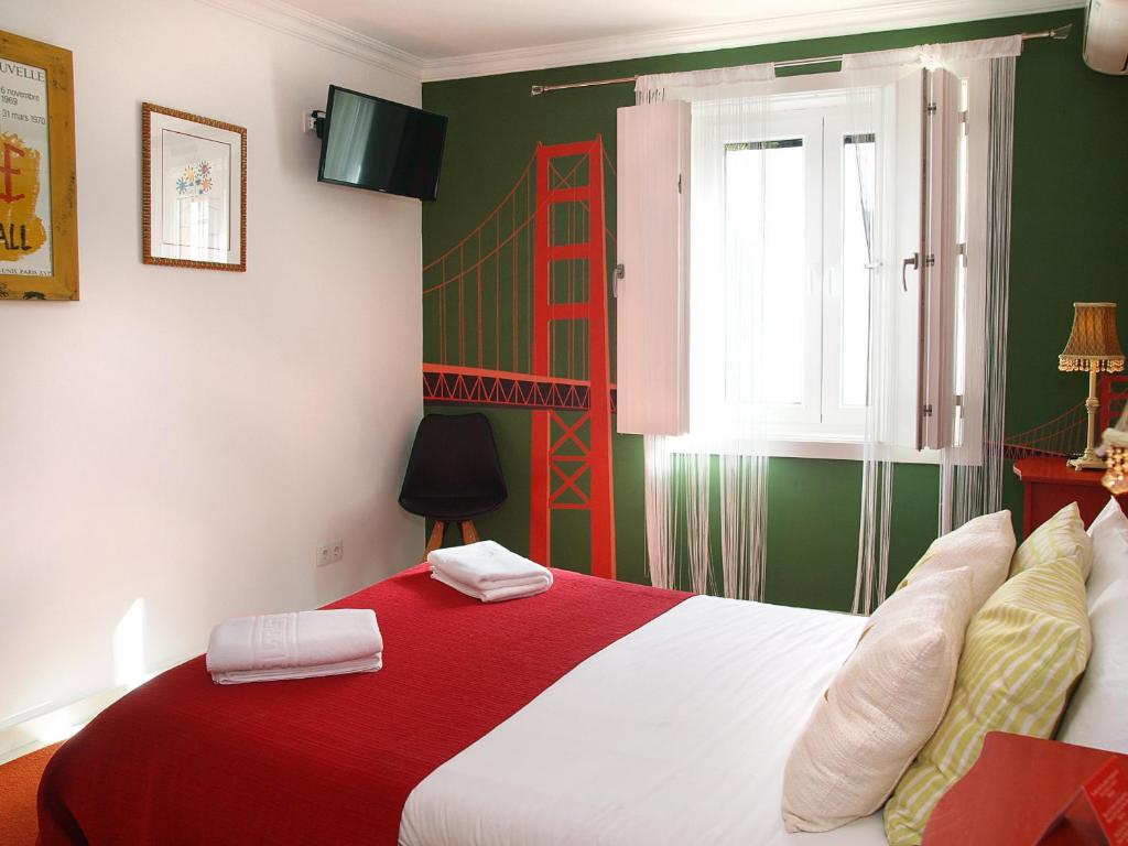 HENRI'S APARTMENTS - Pateo de Santo António - 9