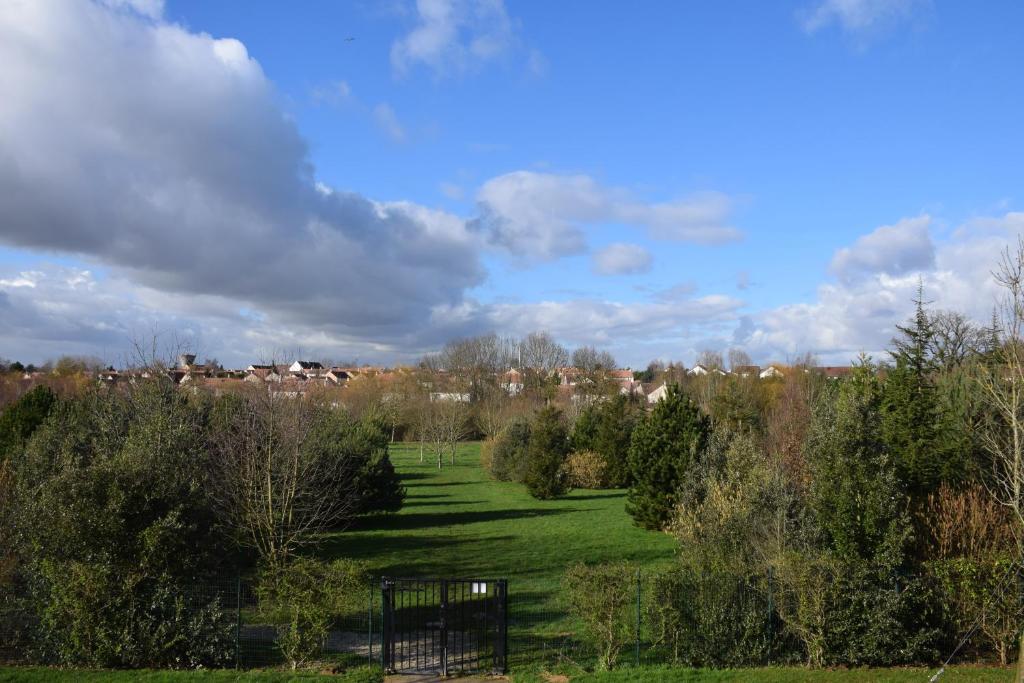 Appartement avec rez de jardin à Disneyland - 13