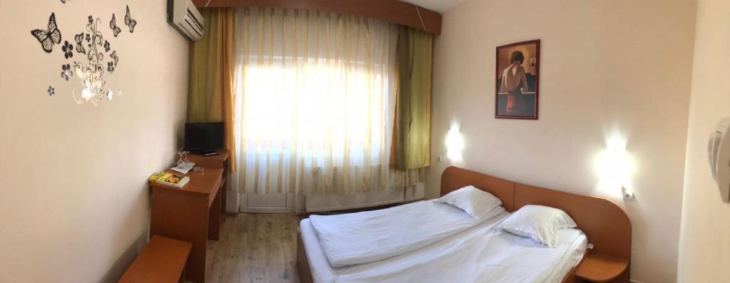Motel Topolog - King Room With Garden View