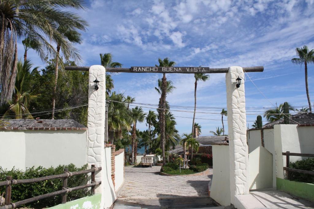 Hotel Rancho Buenavista