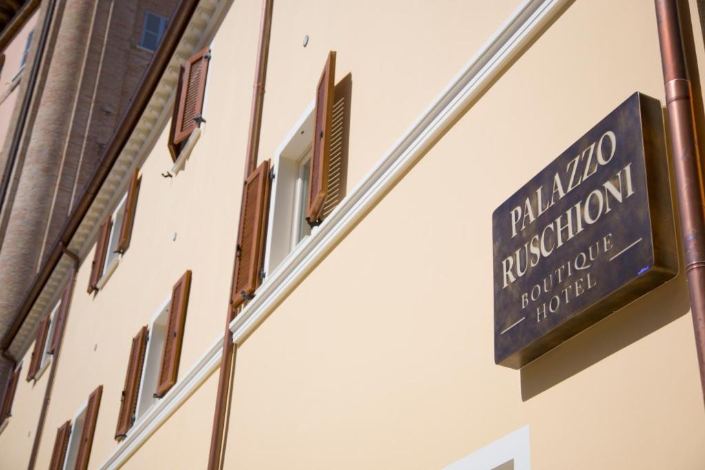 Certifikát, hodnocení, plakát nebo jiný dokument vystavený v ubytování Palazzo Ruschioni Boutique Hotel