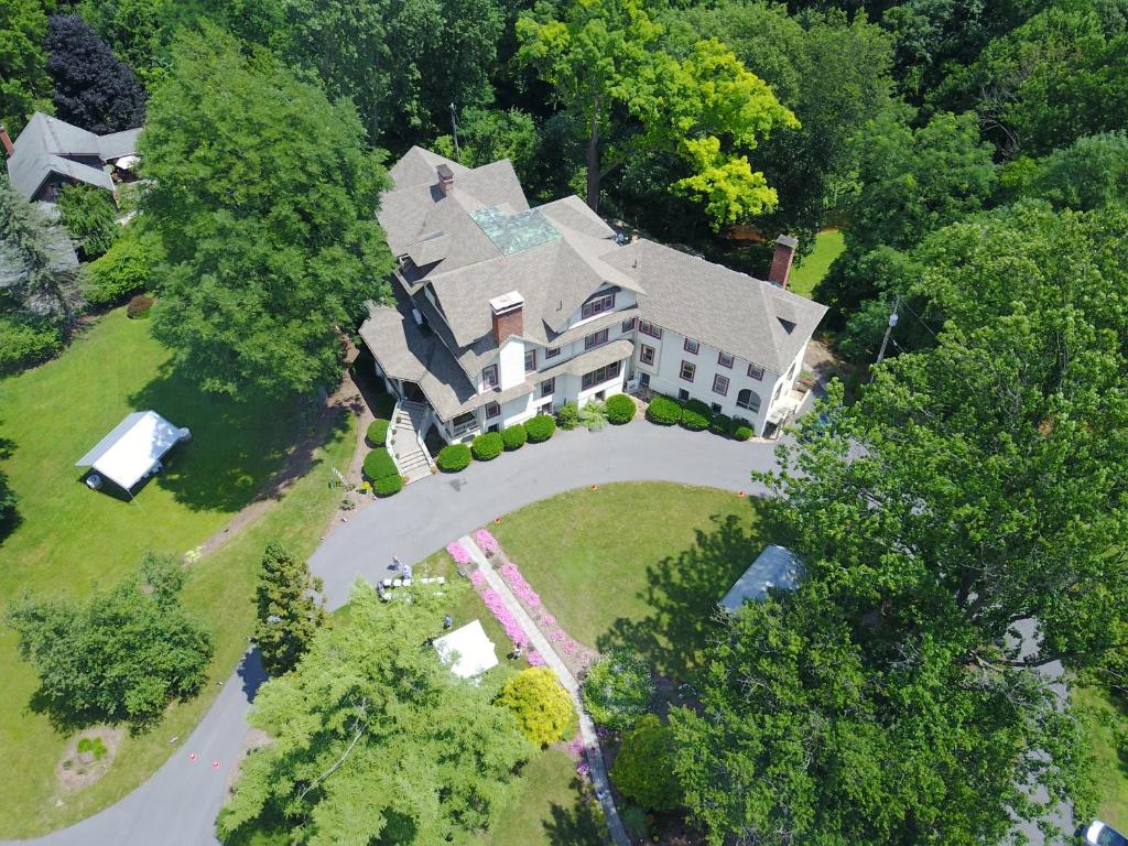 A bird's-eye view of The Inn at Ragged Edge