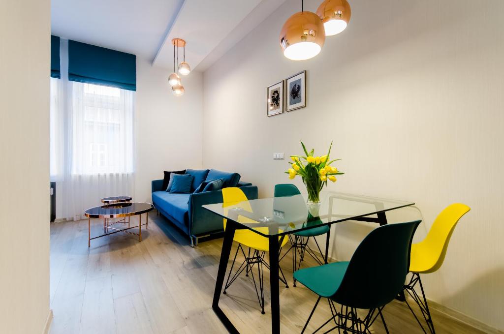 Central Krak Apartments - Superior Apartment