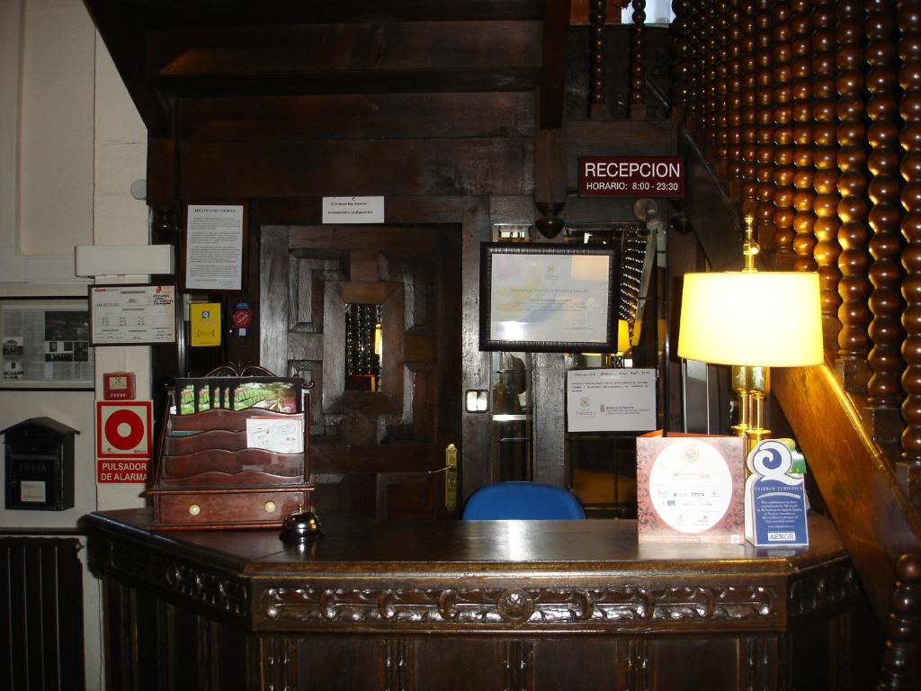 Lounge nebo bar v ubytování Hostal Ayestaran II