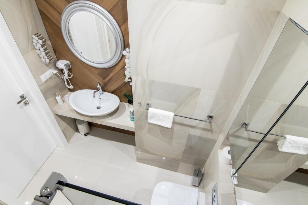 Kúpeľňa v ubytovaní GA Luxury Apartments W19